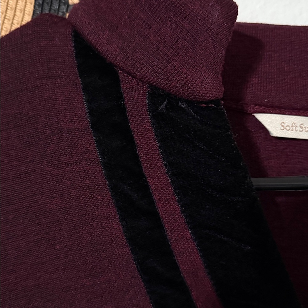 Soft Surroundings Runway Merlot Black Velvet Trim Wool Blend Tunic Sweater Small - Picture 13 of 13